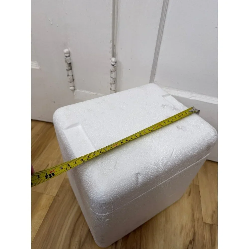 Small White Styrofoam Insulated Cooler Box with Lid